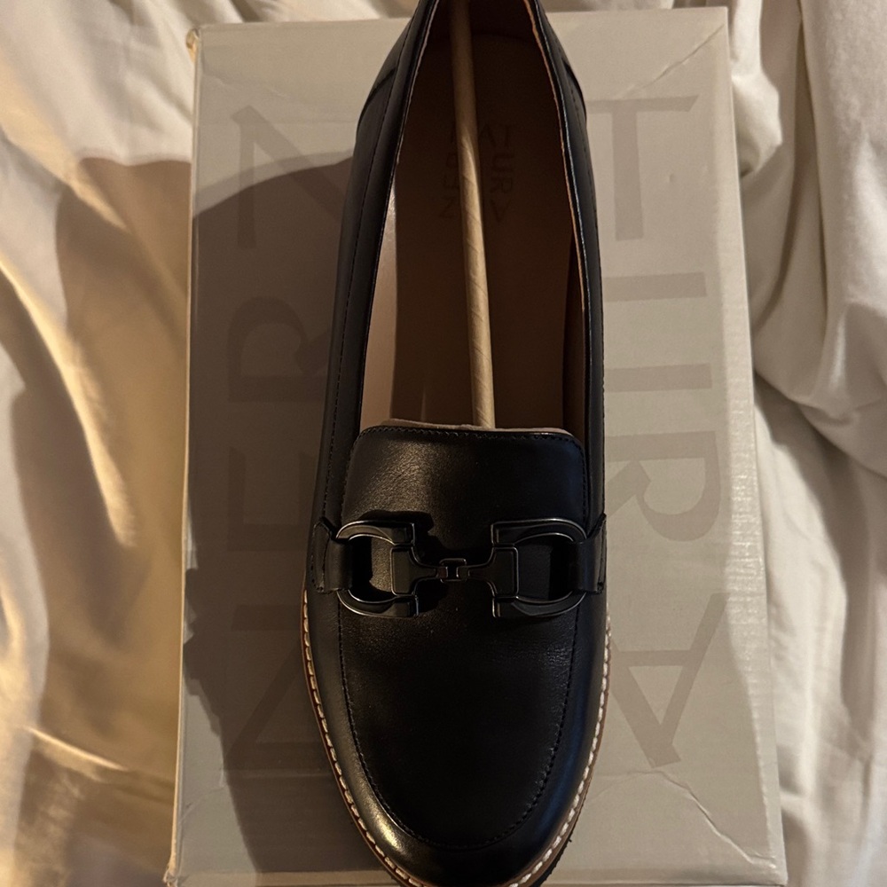 Naturalizer Black Loafers BRAND NEW IN BOX